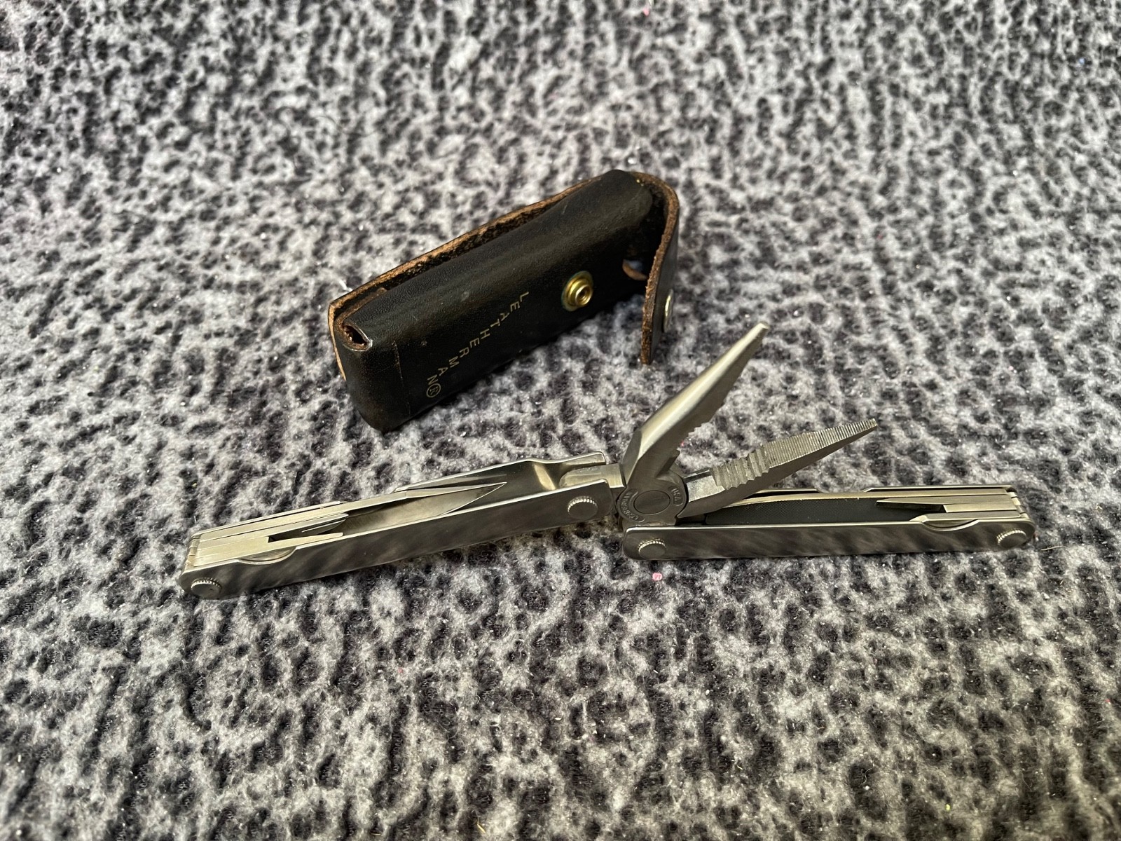 Vintage Leatherman Multi-Tool US REG TM 1325473 Great Condition