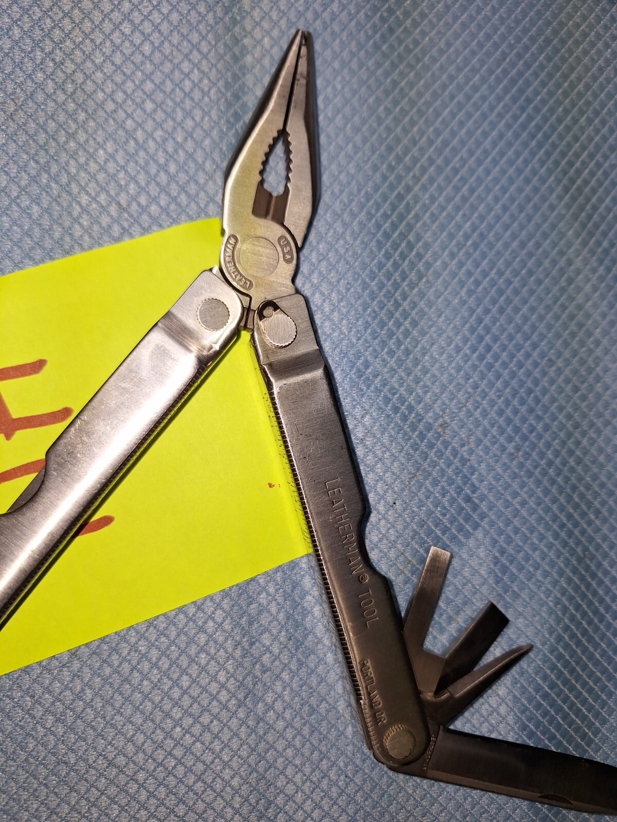 1 LEATHERMAN ORIGINAL PST Multi Tool DATE 1197 EXCELLENT LOC H14