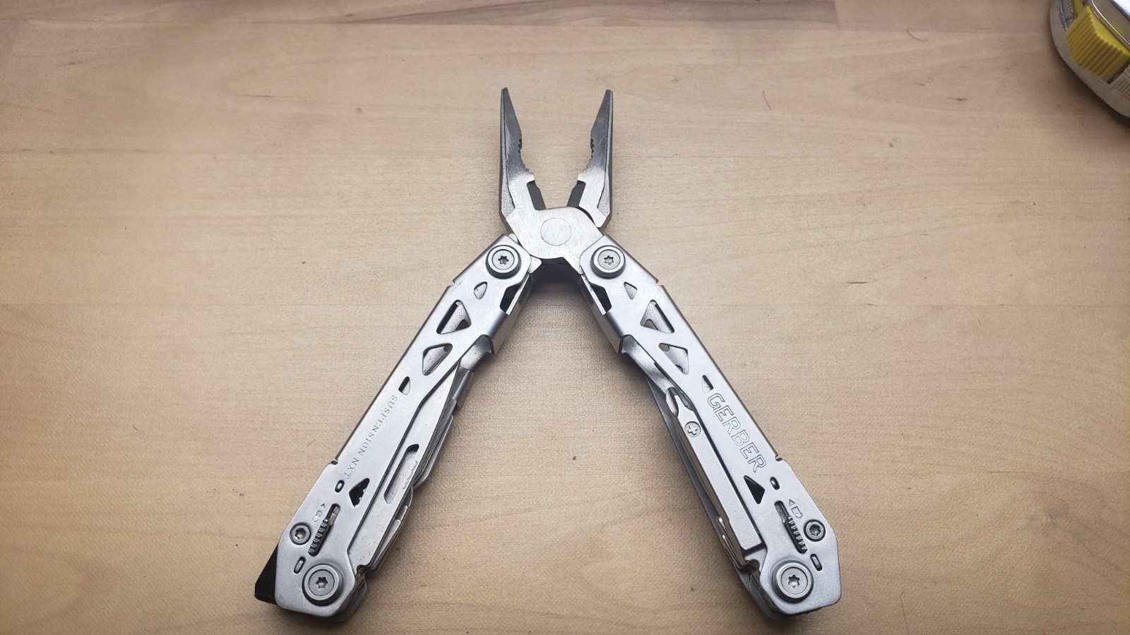 Gerber Suspension-NXT Stainless Steel Multi Tool 15 Tools 31-003889 Pocket Clip