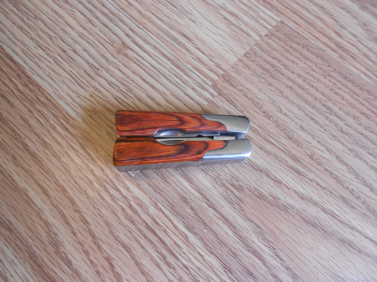 Sheffield 9 In 1 Wood Grain Handle Multi Tool Knife Made By Sheffield 9 In 1