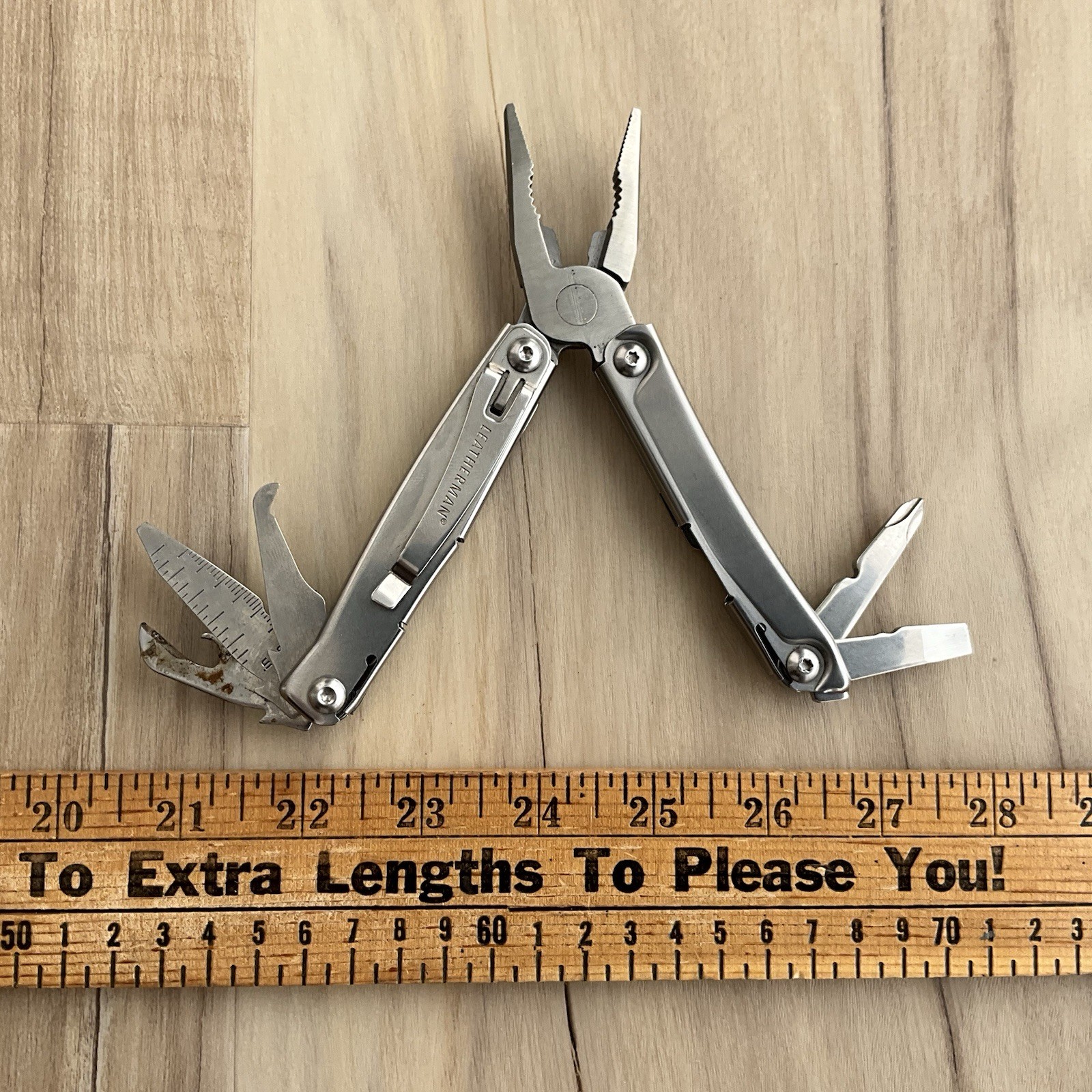 Leatherman Rev Multi Tool W Belt Clip Date Code 0318 (March 2018) Fair Condition