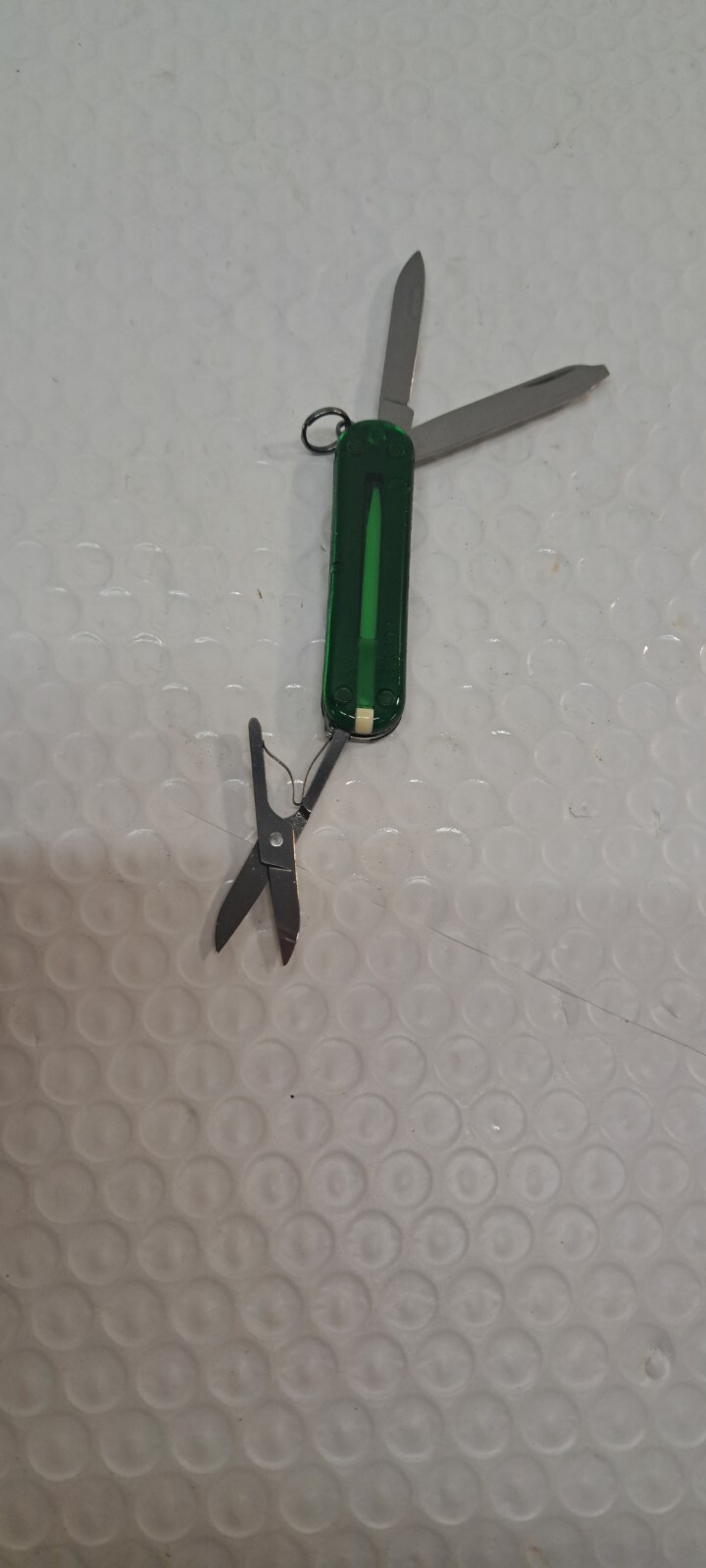 VICTORINOX CLASSIC SD 58MM SWISS ARMY KNIFE POCKET KEYCHAIN TRANSLUCENT green