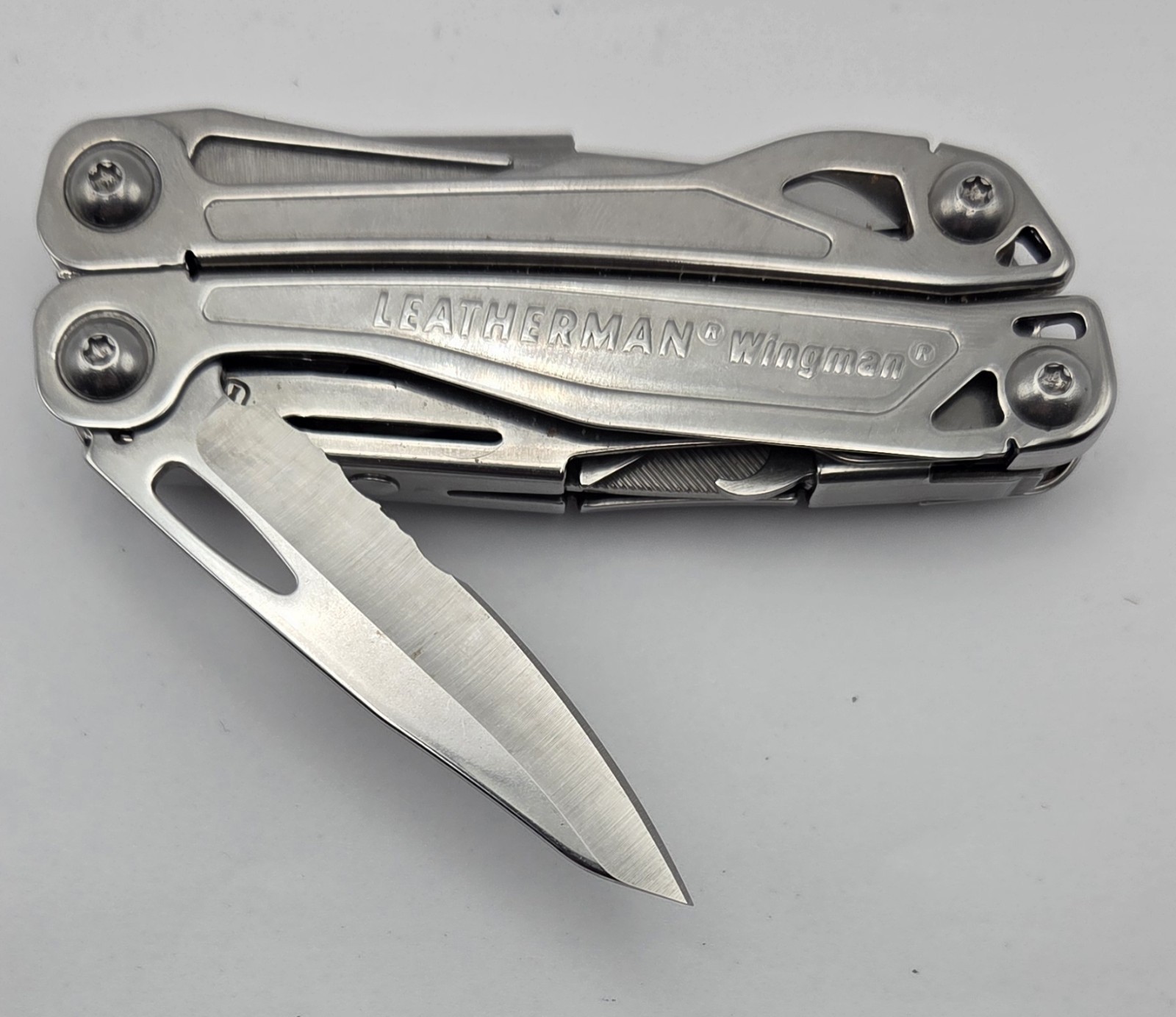 Leatherman Wingman Multi Tool Stainless Steel Made in USA Silver w/ Clip L2