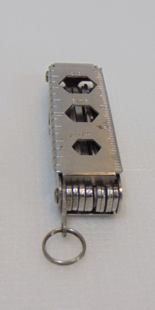Coast Micro Multi-tool Yokogawa Advertising Fish Tool 9 Tools Silver Keyring