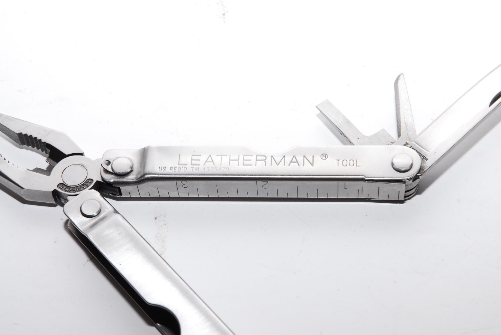 Genuine Leatherman Tool With Case Nice Pre-Owned USA