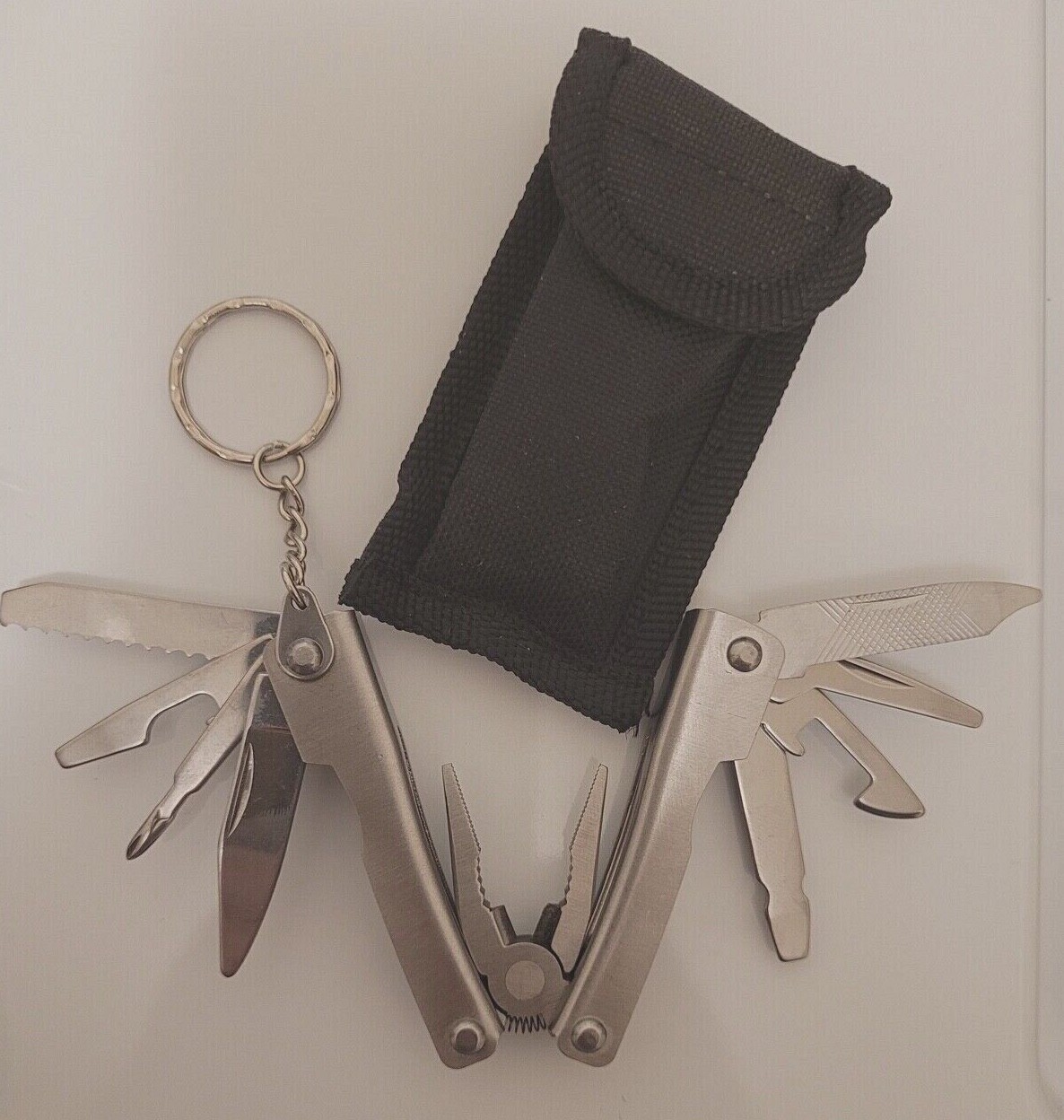 10 in 1 Survival Pocket Multi Tools Kit Outdoor Sports Fishing Hiking Hunting