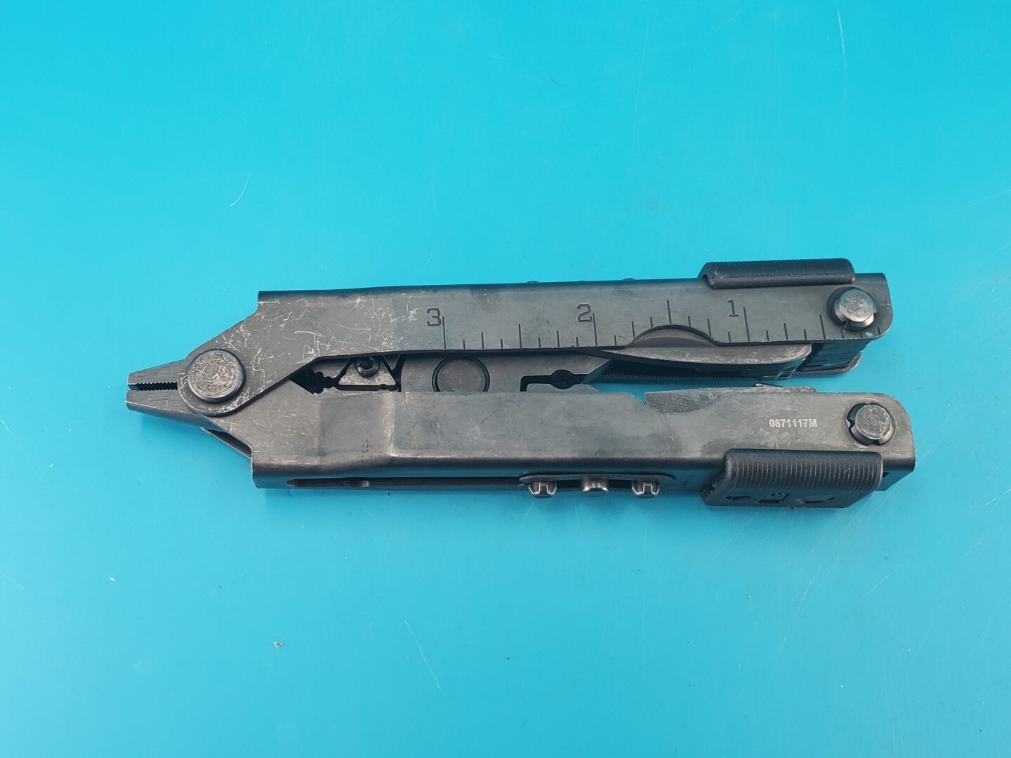 Gerber MP600 Black Oxide Multi-Tool Needle Nose Pliers!