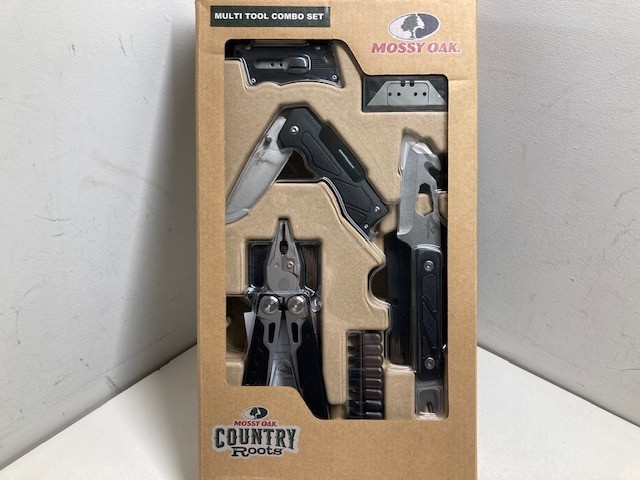 Mossy Oak 18-in-1 Stainless Steel Multi-Tool & Folding Knives Set T2412Q8-03