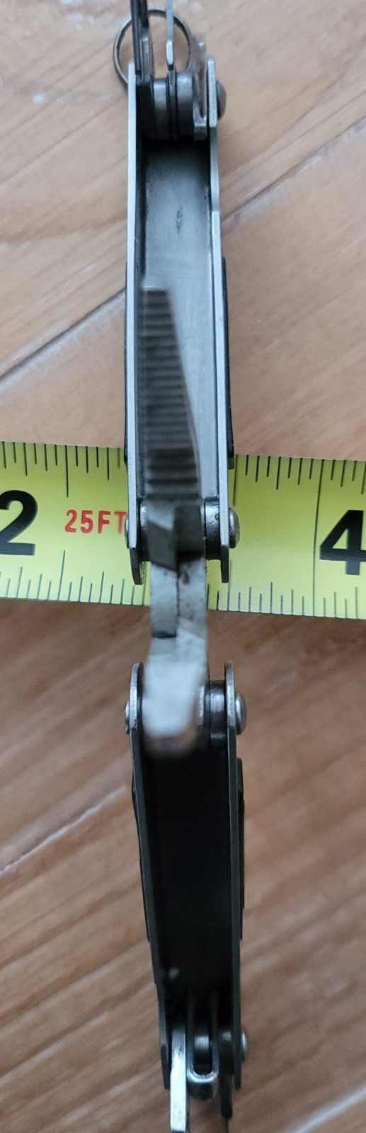 Eddie Bauer 5 Function Multi-Tool – Stainless – Lock Lever – Very Good Condition