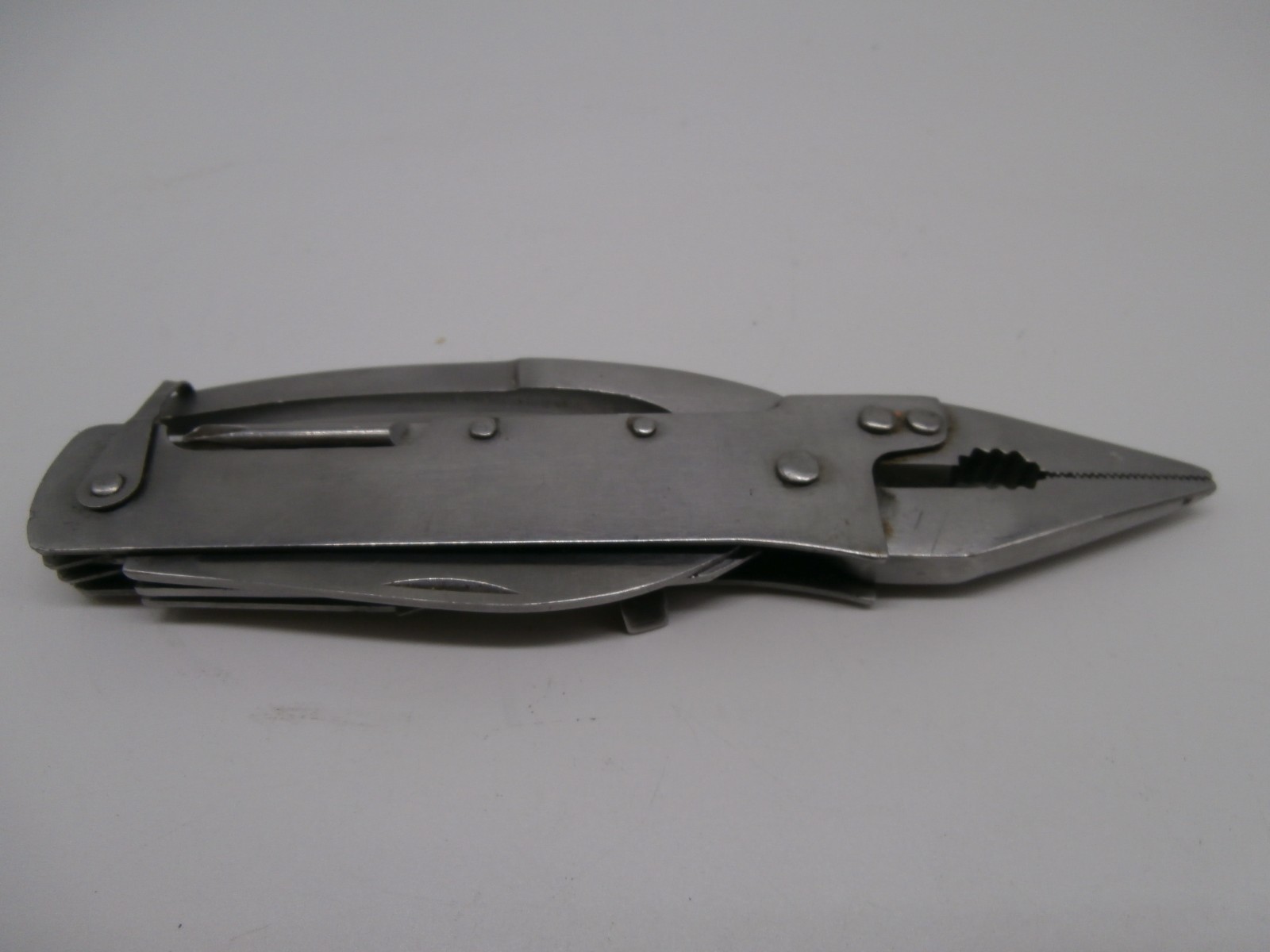 Multi-function Tool Plier Compact Pocket Wire Pliers Knife Saw, Stainless Steel