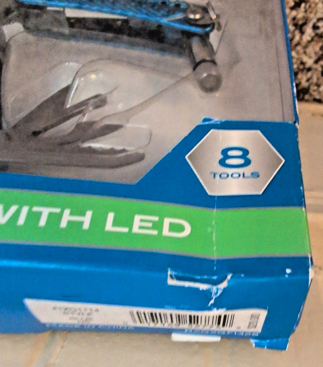 X-Gear 8 Tool Men’s Multi-Function Tool w/Led Light NEW IN BOX, Blue