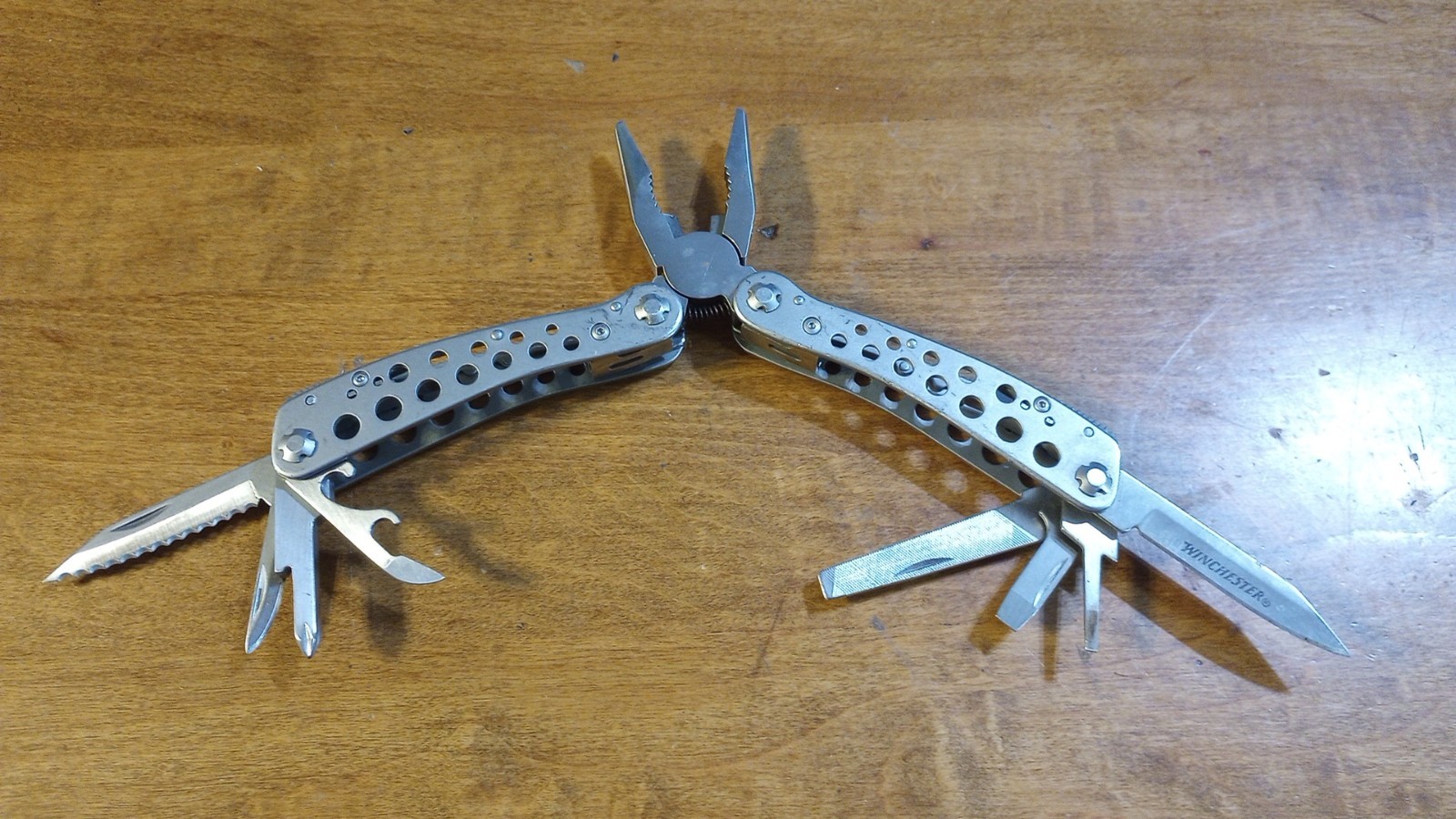 Winchester RARE Stainless Steel Multi-Tool Pocket Knife 9 N 1