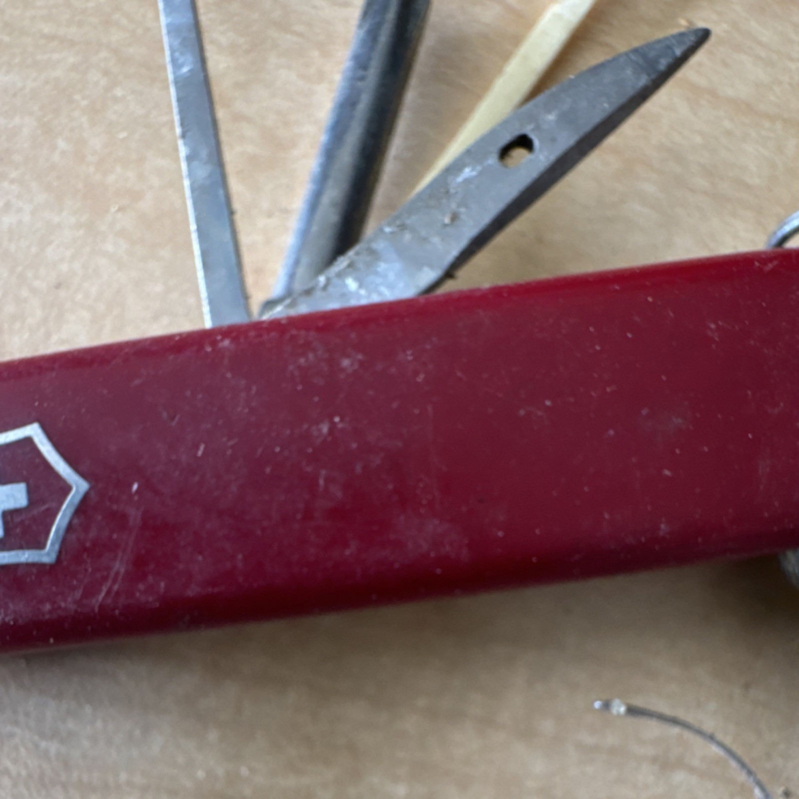 Victorinox Swiss Army 9-Tool Multi-Tool Knife 2.5in Blade Red Scissors File