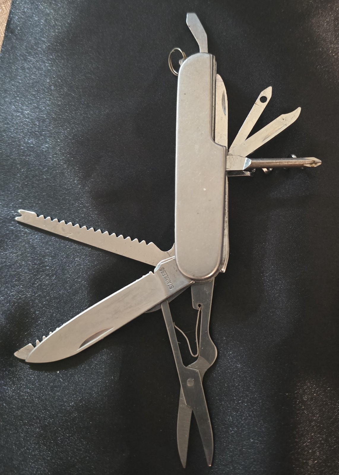 Multifunction Stainless Steel Pocket Knife with 10 Tools