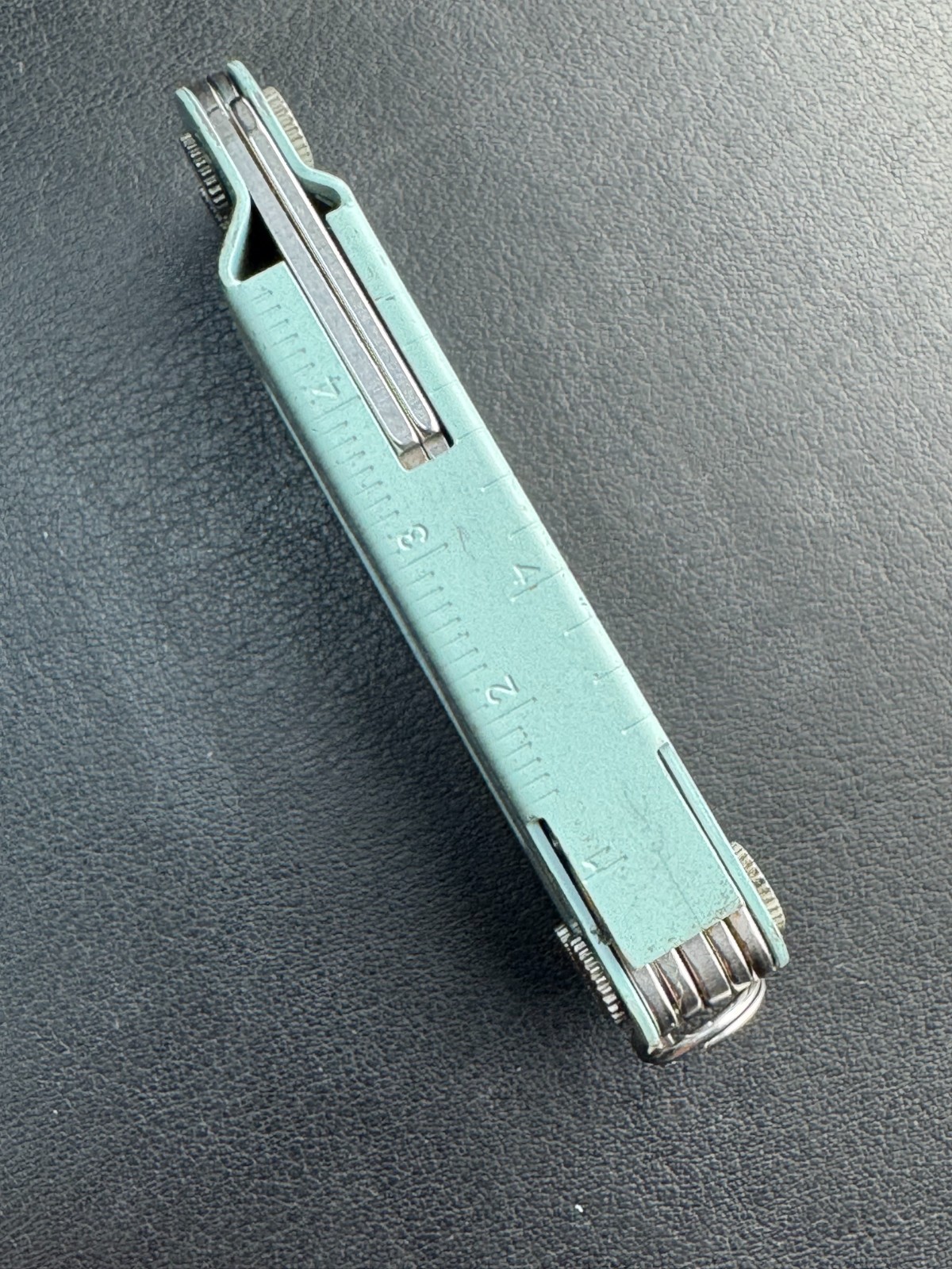 Leatherman Micra 10 in 1 Multitool Anodized Aluminum – Artic Blue