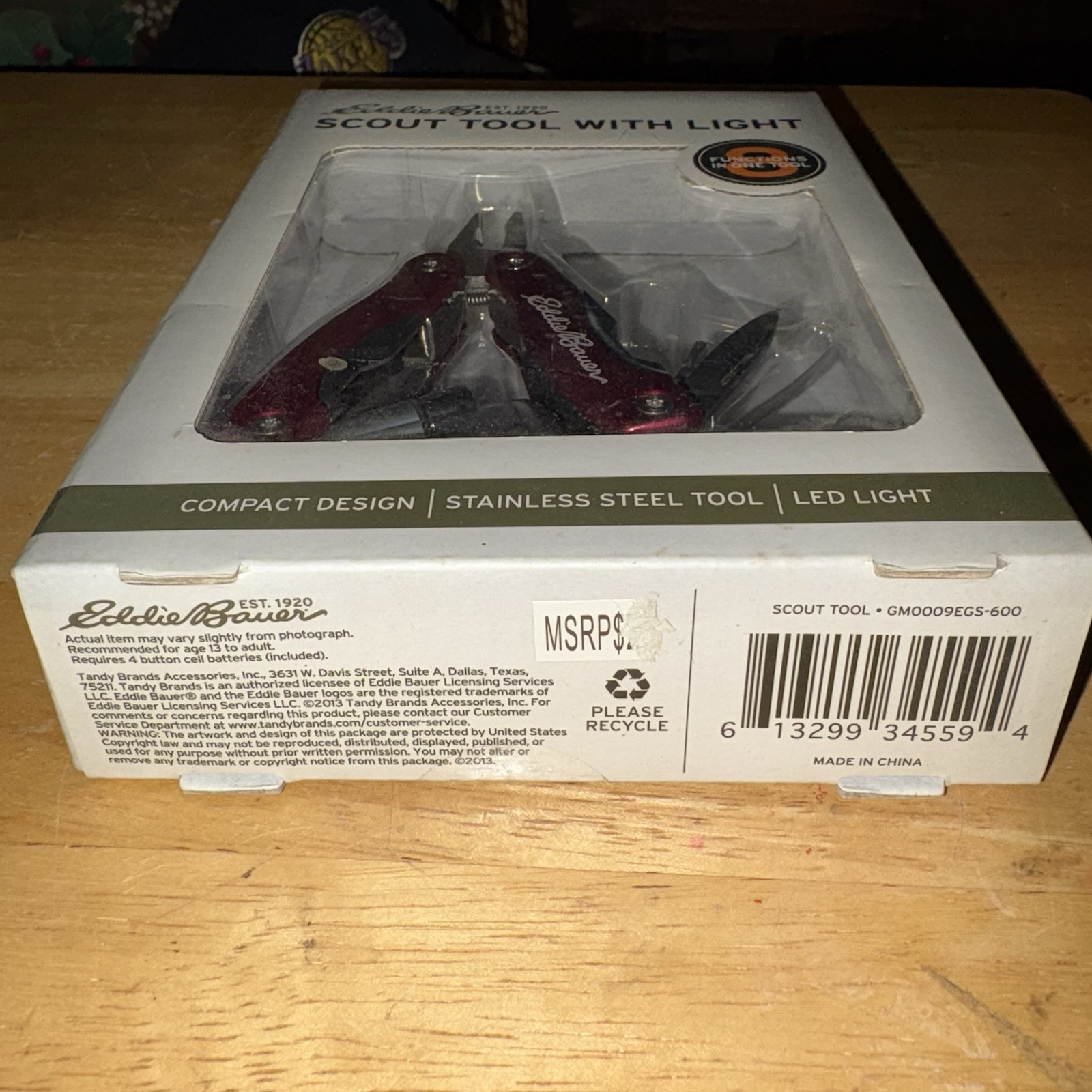 EDDIE BAUER SCOUT TOOL WITH LIGHT 8 FUNCTION
