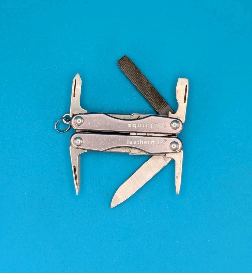Leatherman Squirt P4 Multi-Tool, Key Ring, Retired, GRAY!