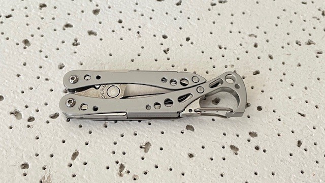 Vintage Leatherman Style CS Black Scissors File Knife Multi Tool – – – – –