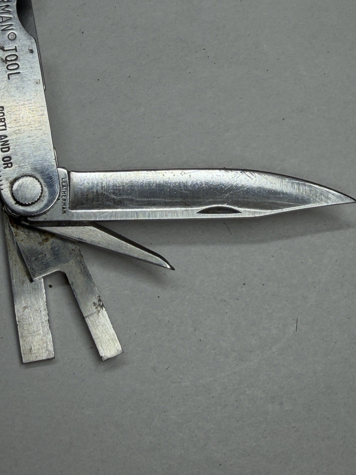 Leatherman Original Multi Tool w Leather Case Portland OR Reg TM 1325473 Vintage