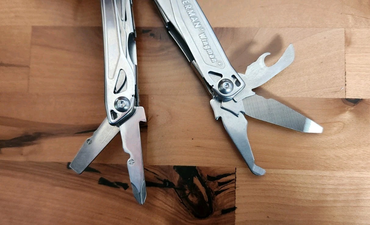 Leatherman Wingman Multitool Spring-Action Pliers Scissors w/ Sheath – New U22