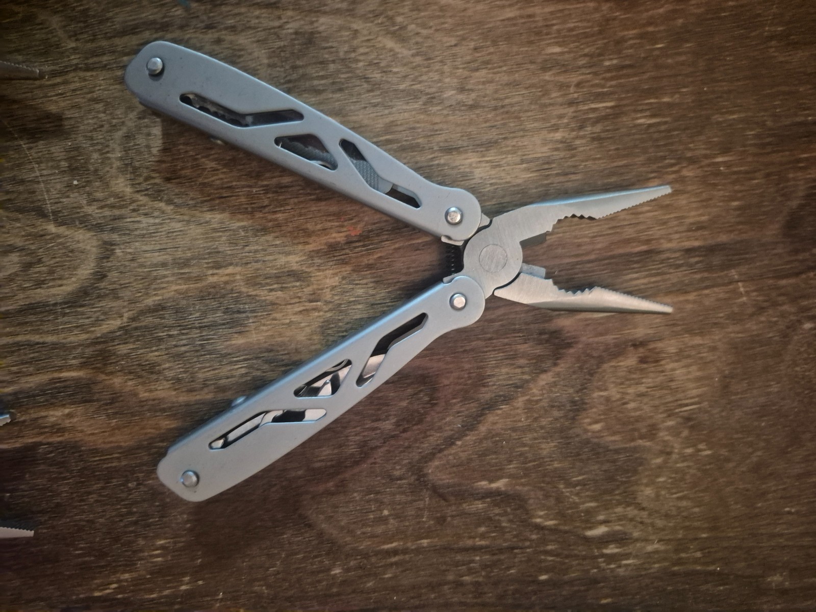 Ozark Trail 12 in 1 multitool