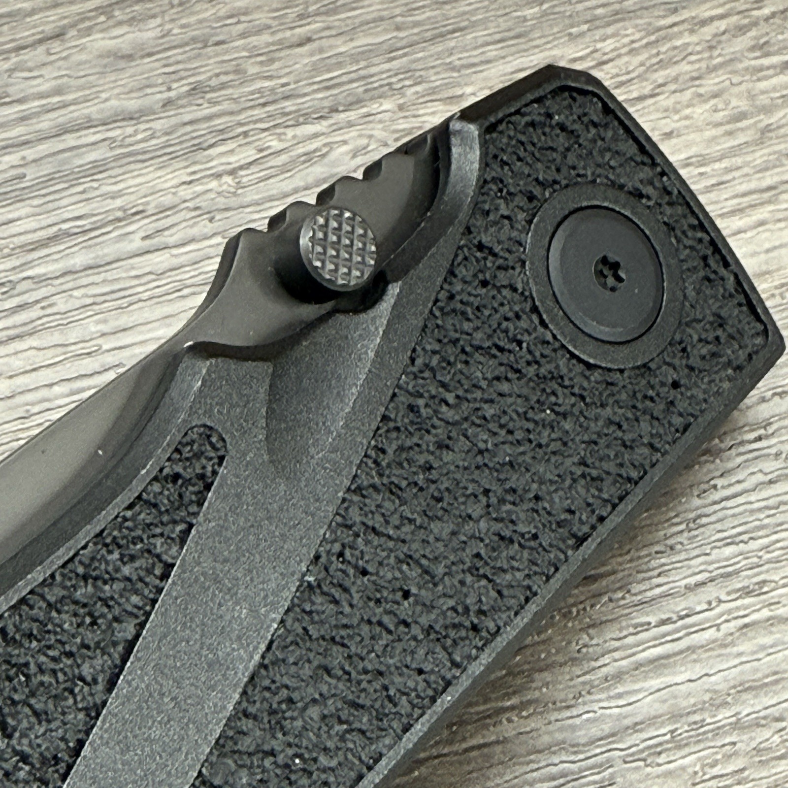 Gerber Icon Large Folding Knife Textured Aluminum Handle, Classic liner lock