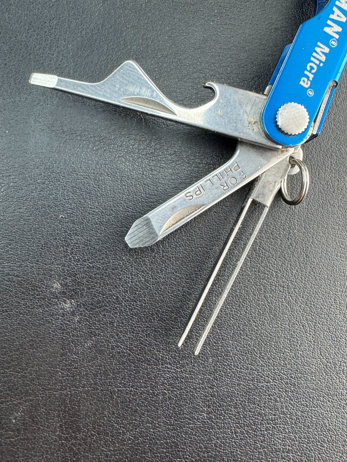 Leatherman Micra 10 in 1 Multitool Anodized Aluminum – Blue