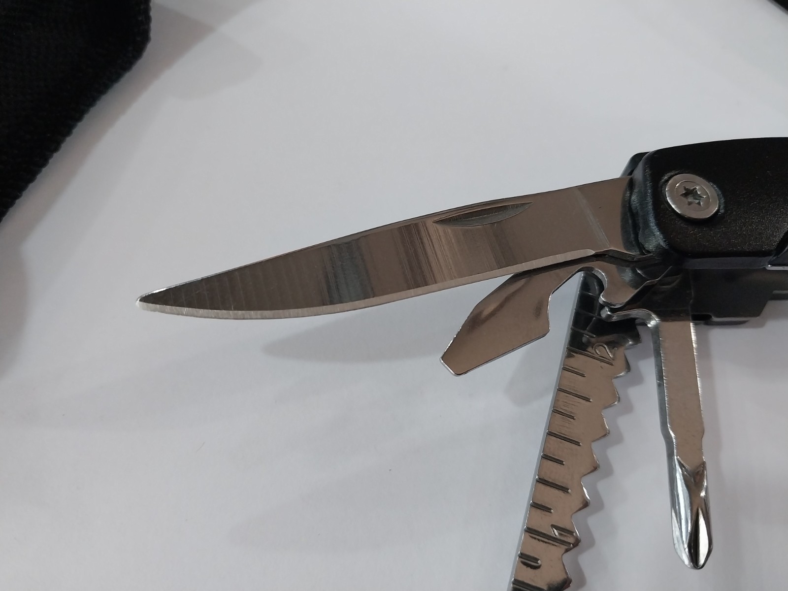 WORKZONE Multi Tool PLIERS IN POUCH