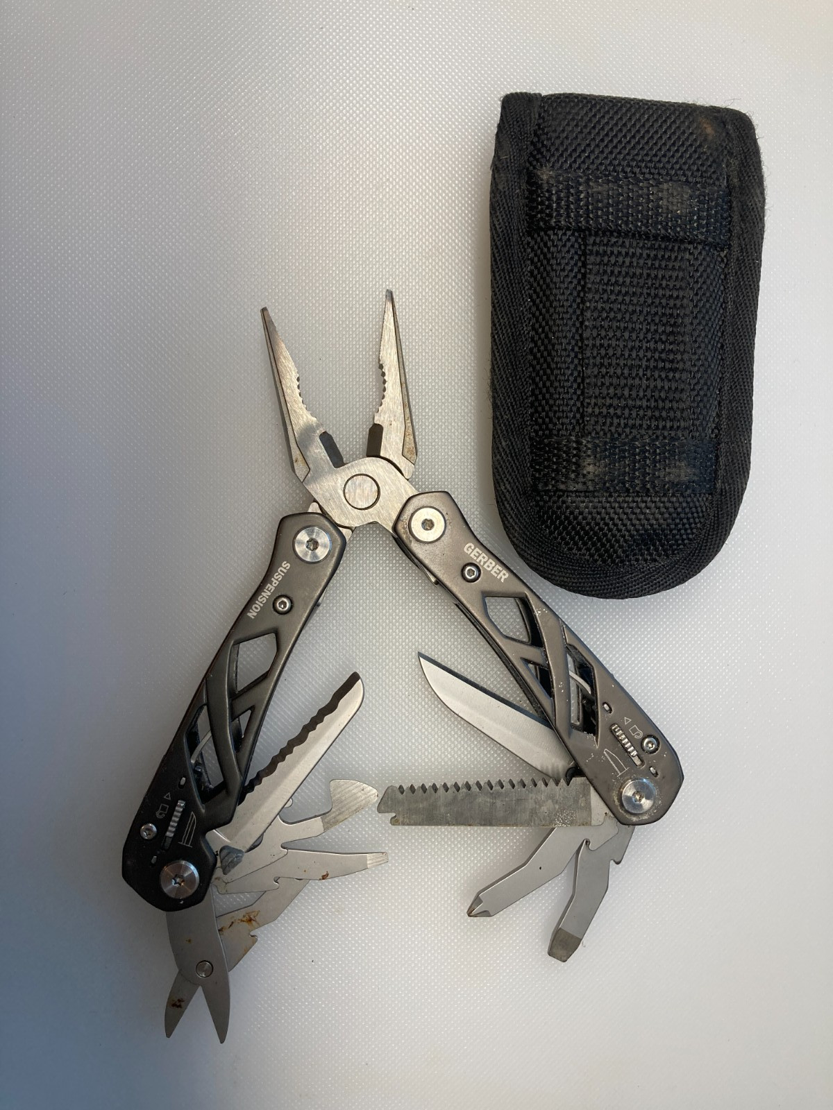 Gerber Suspension Stainless Steel Multi-Tool w/Sheath (B)