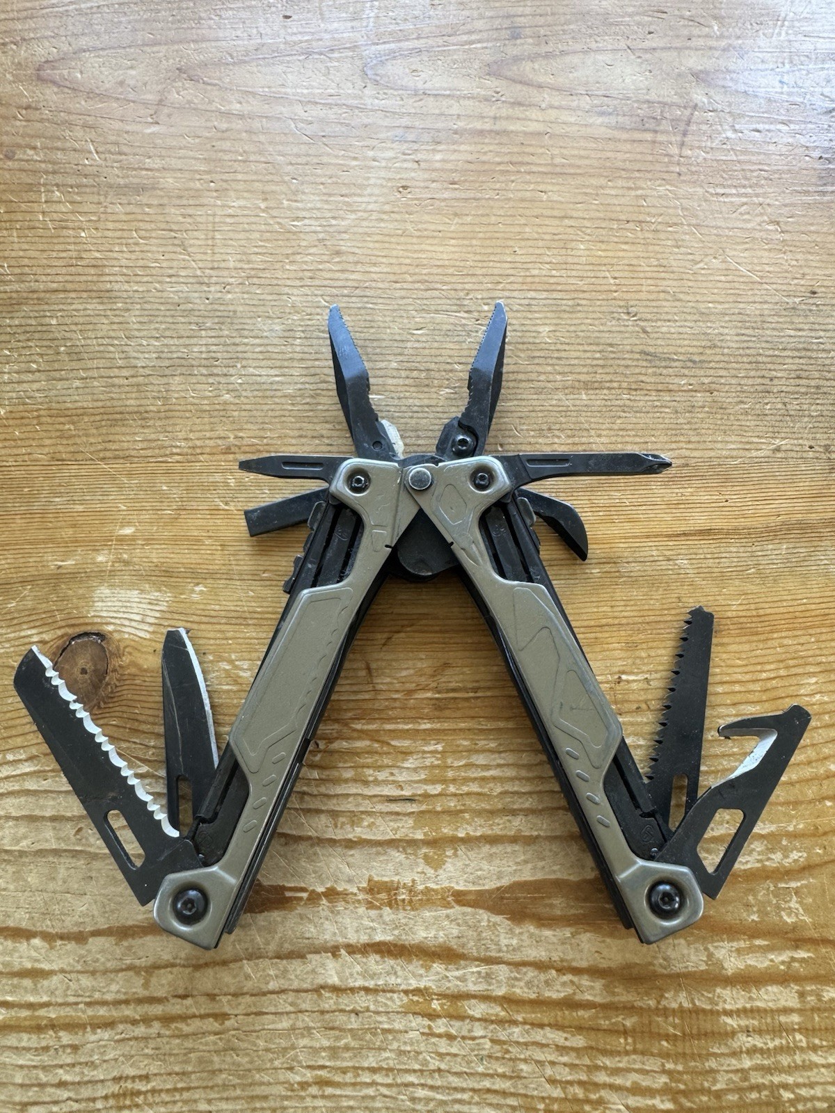 Leatherman OHT Multi-Tool Knife Discontinued! COYOTE TAN!