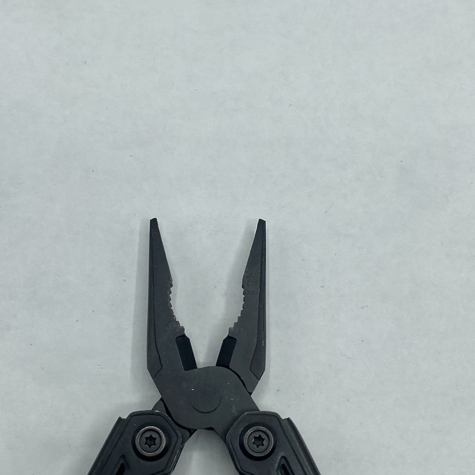 Gerber Truss Multi Tool with Sheath – Black
