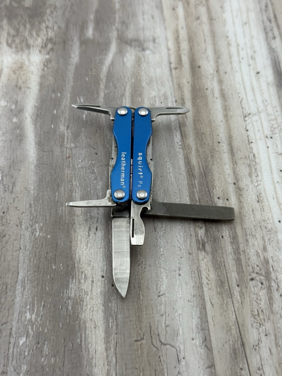 Leatherman Squirt P4 Multi-Tool, Key Ring, Retired, Blue