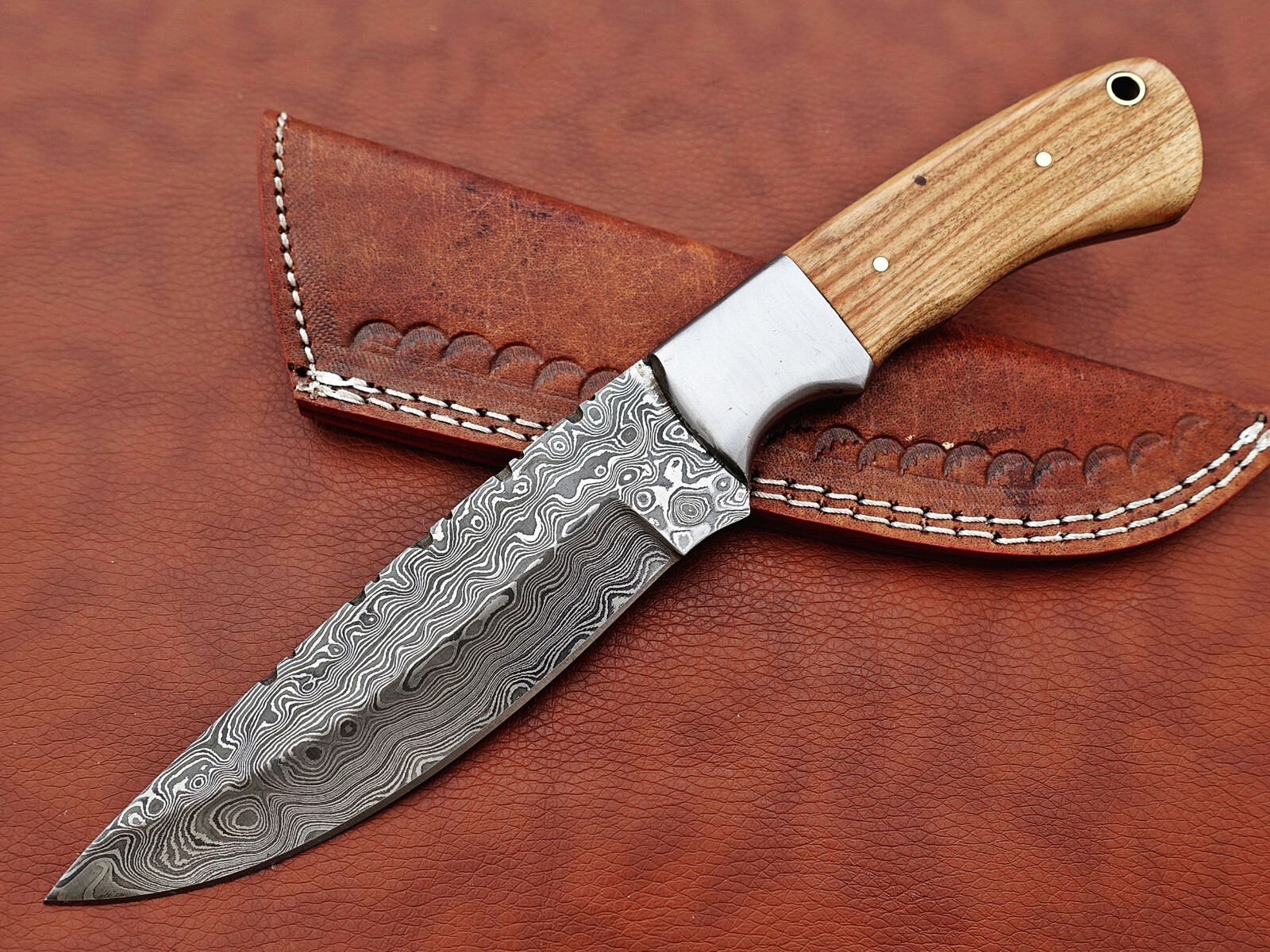 9.5″ Rain drop Damascus steel Kow wood scale Skinning knife W/ Leather sheath
