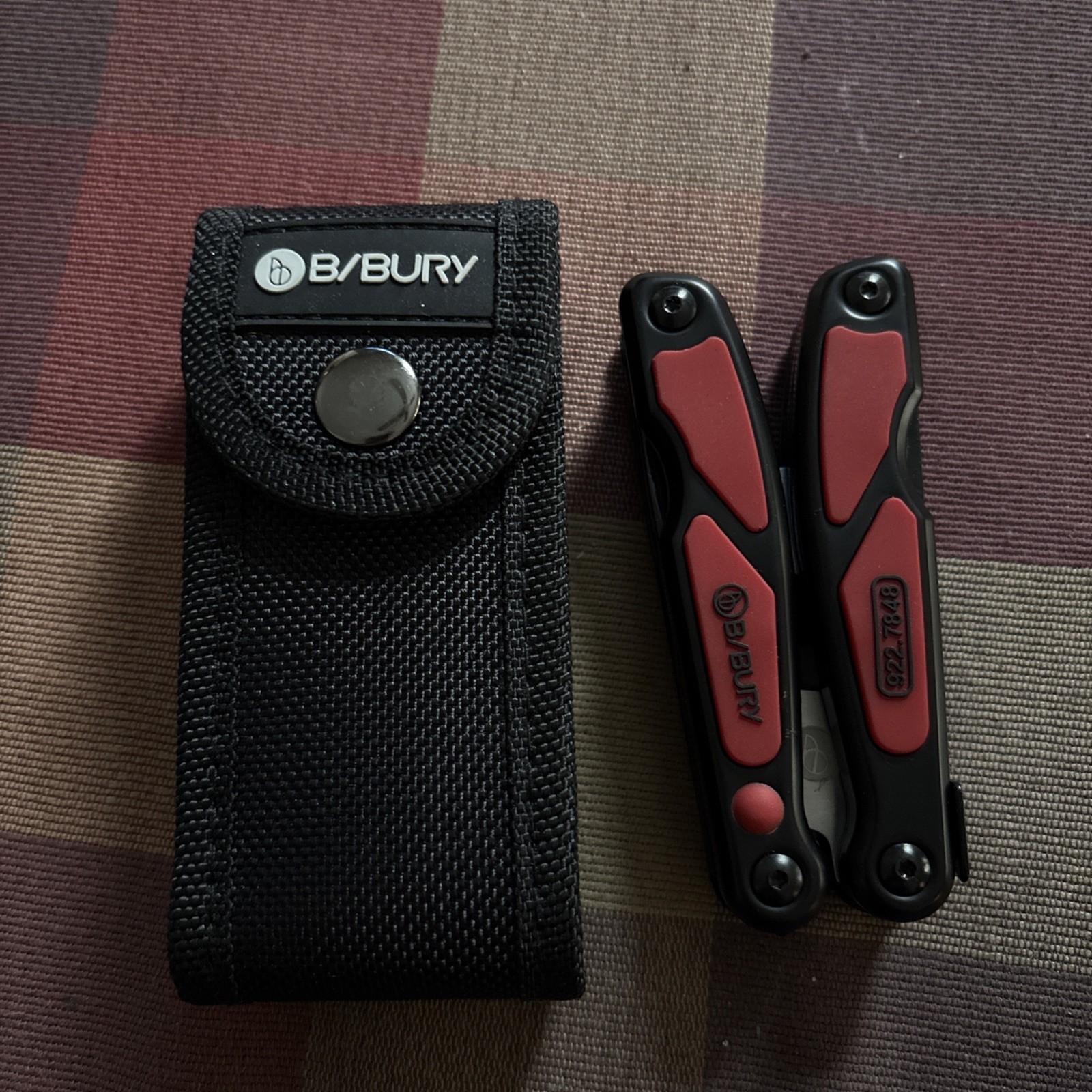 New B/Bury 17 Fuction Multi Tool With sheath