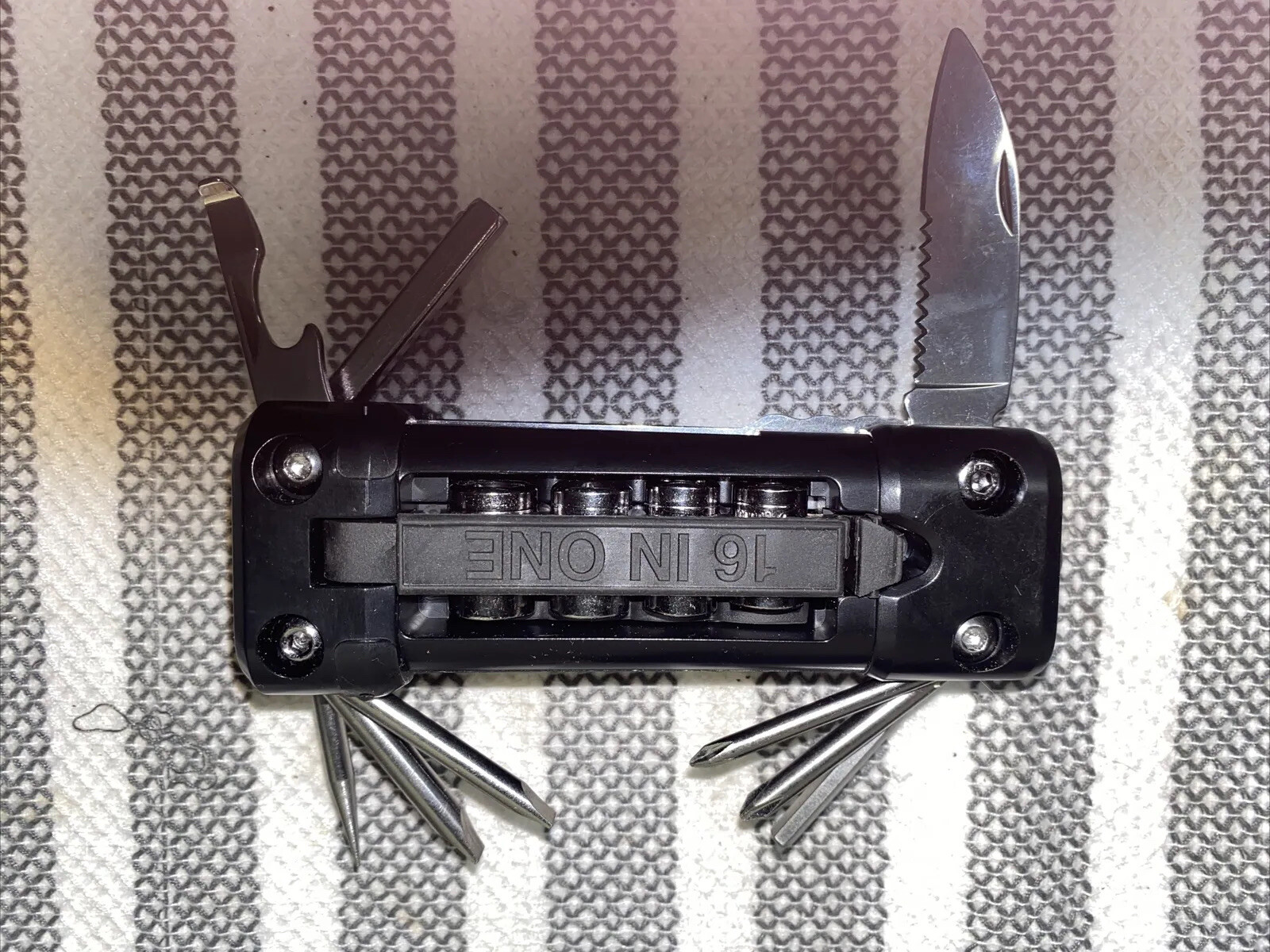 SIERRA CLUB 16 in 1 Pocket Tool with Instructions & Nylon Case