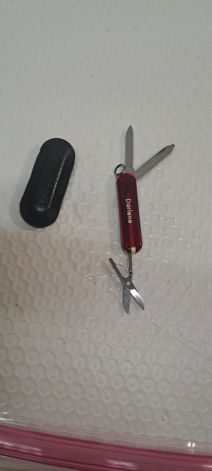 VICTORINOX CLASSIC SD 58MM SWISS ARMY KNIFE POCKET TRANSLUCENT red Darlene