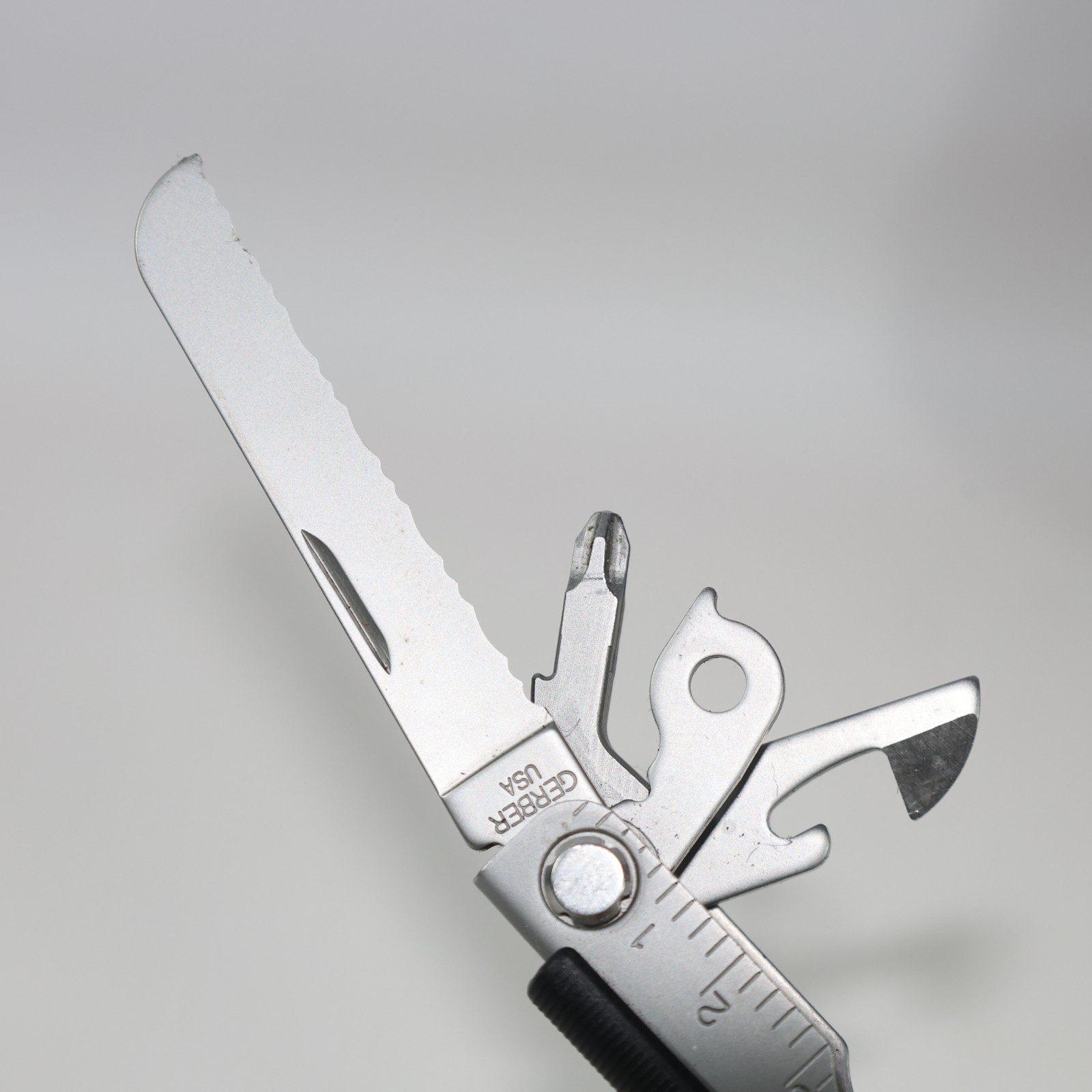 Gerber MP600 Stainless Steel Needle Nose Multi Tool W/Sheath MP 600 Multi- Plier