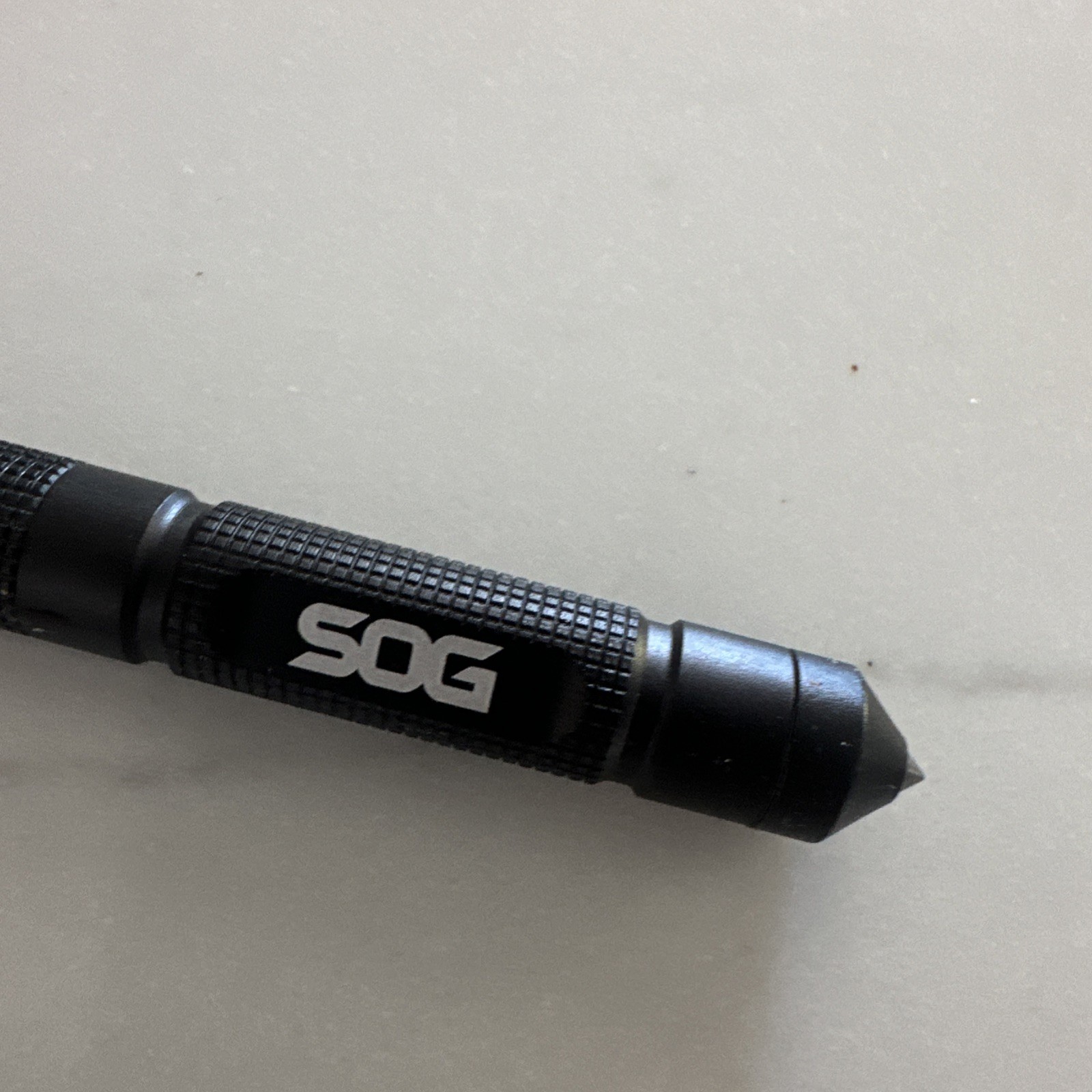 NEW SOG Flint Survival & Defense Tool Safety Whistle Fire Starter Glass Breaker