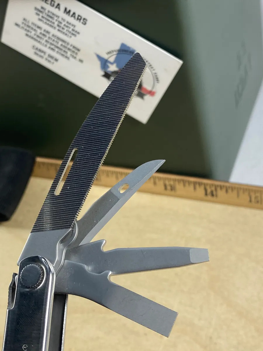 Leatherman Bond #BN3. Looks/feel brand new. (MSRP $59.95 NEW)
