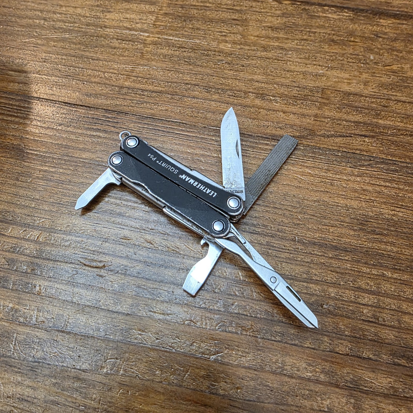 Leatherman SQUIRT PS4 Multi-Tool! BLACK! *broken scissors spring*