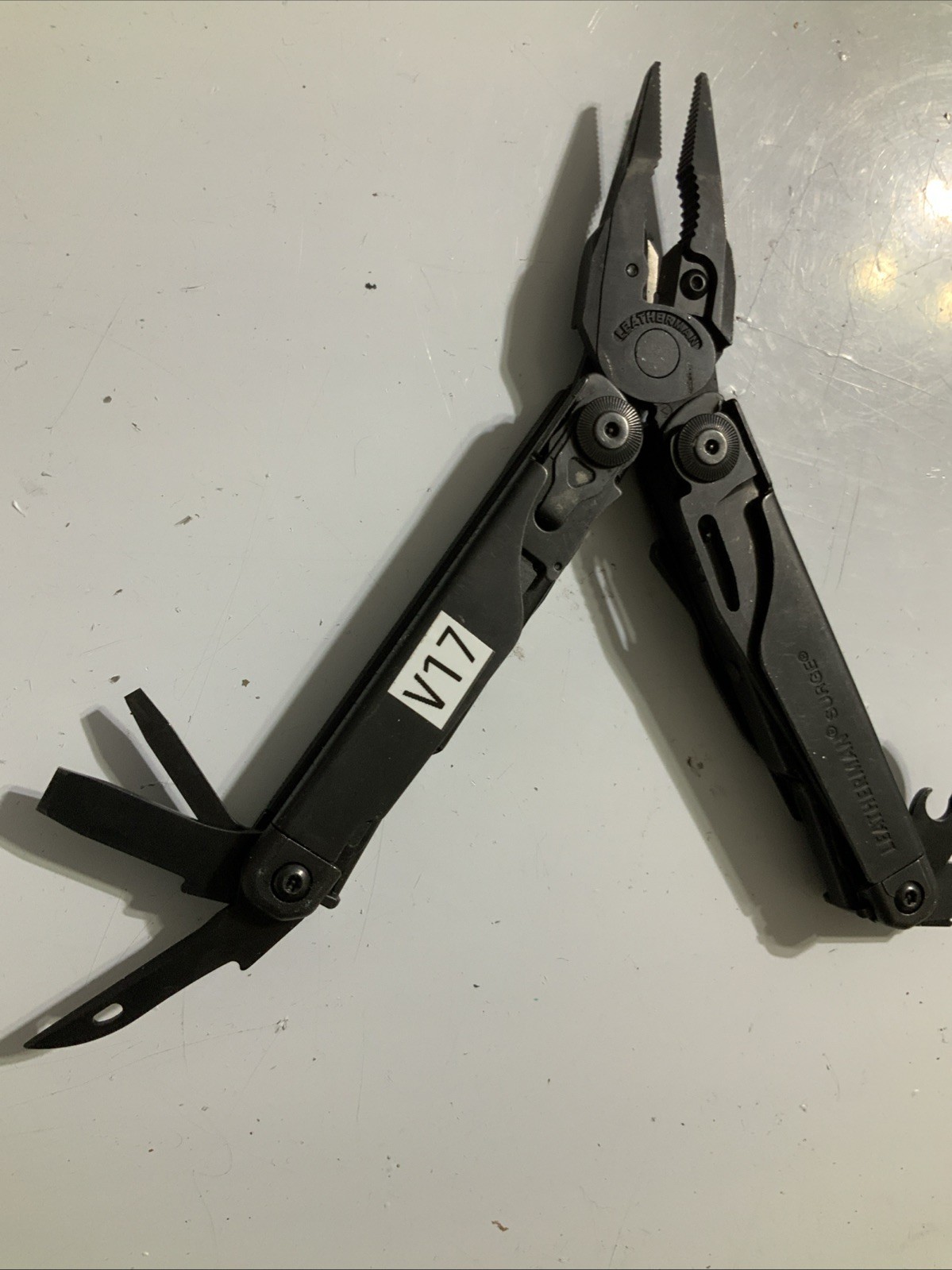 LEATHERMAN SURGE 19-In-1 Black Oxide Heavy Duty Multitool – V17