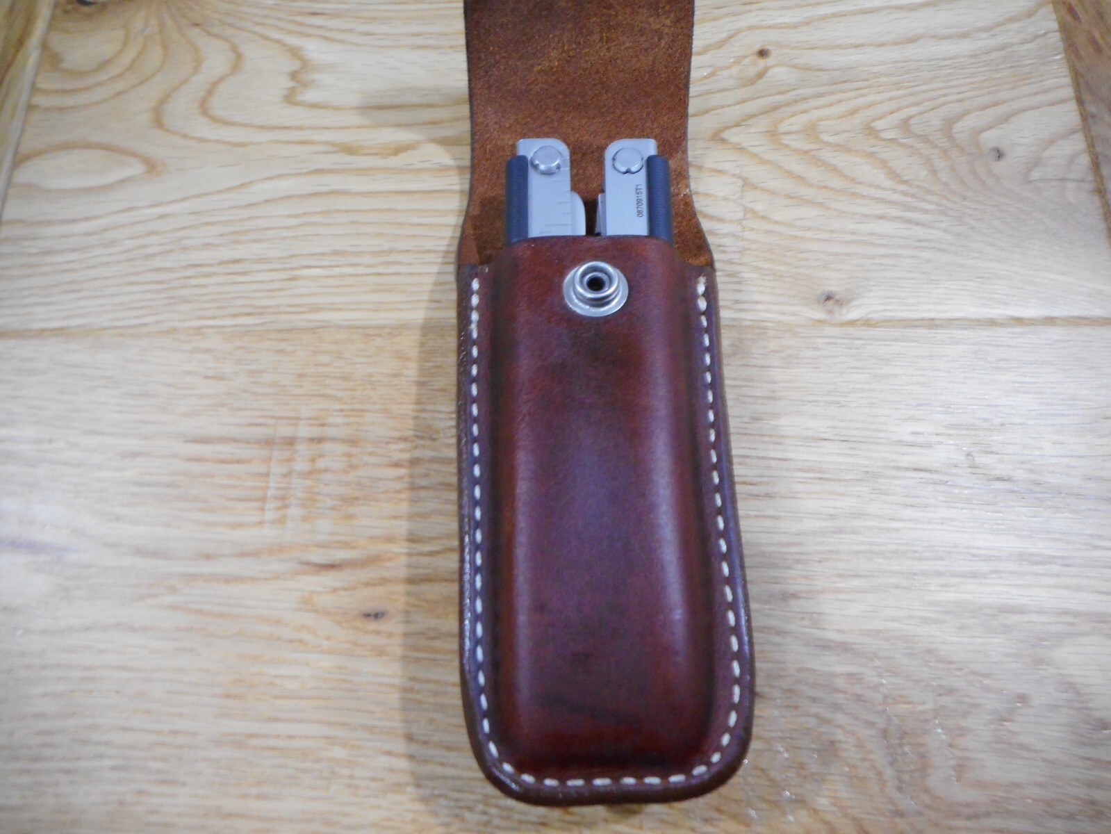 Gerber MP600 or Diesel multi tool leather sheath. Sheath only. Buffalo snap