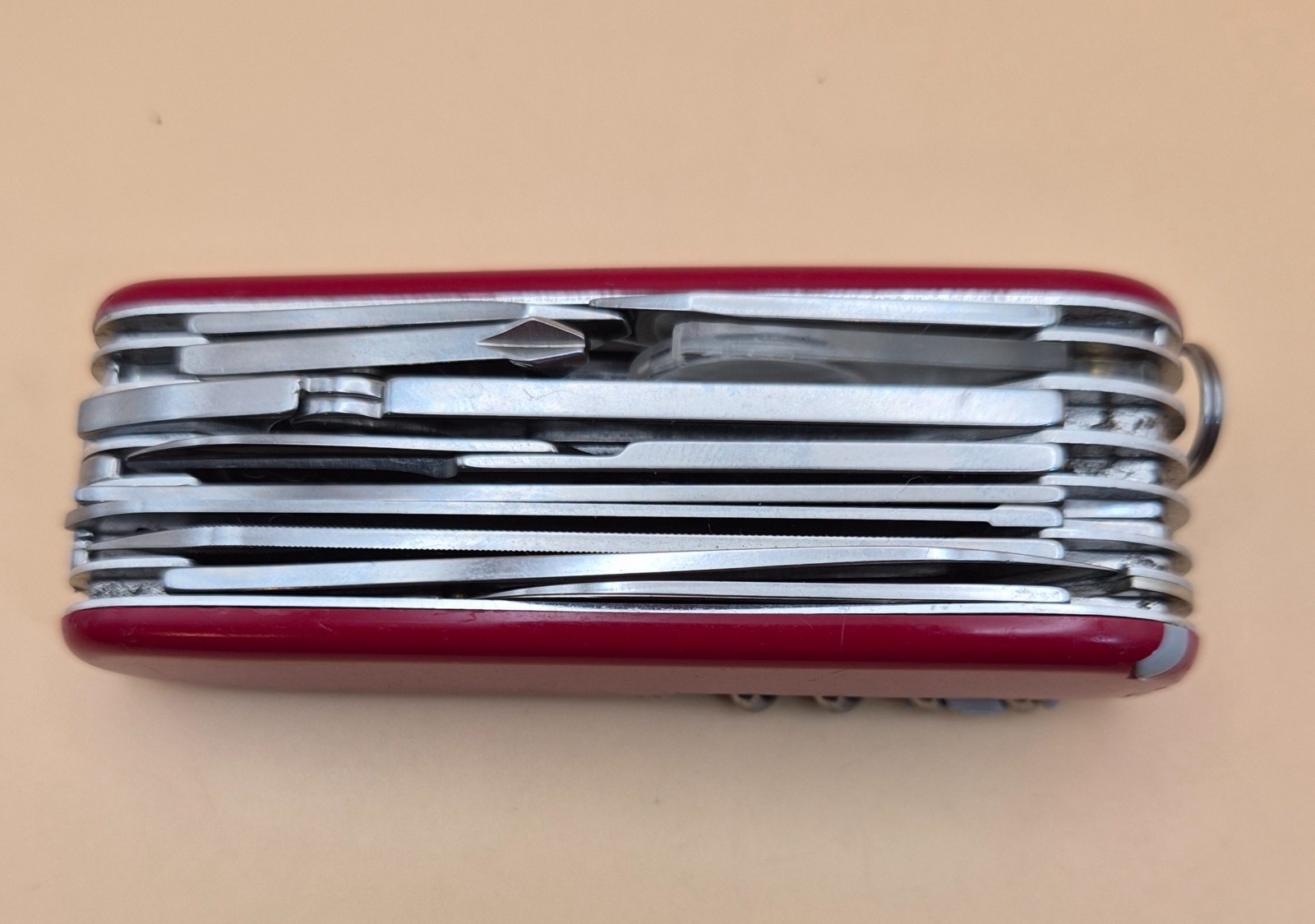 Victorinox SWISSCHAMP Swiss Army Knife – Good Condition (002)