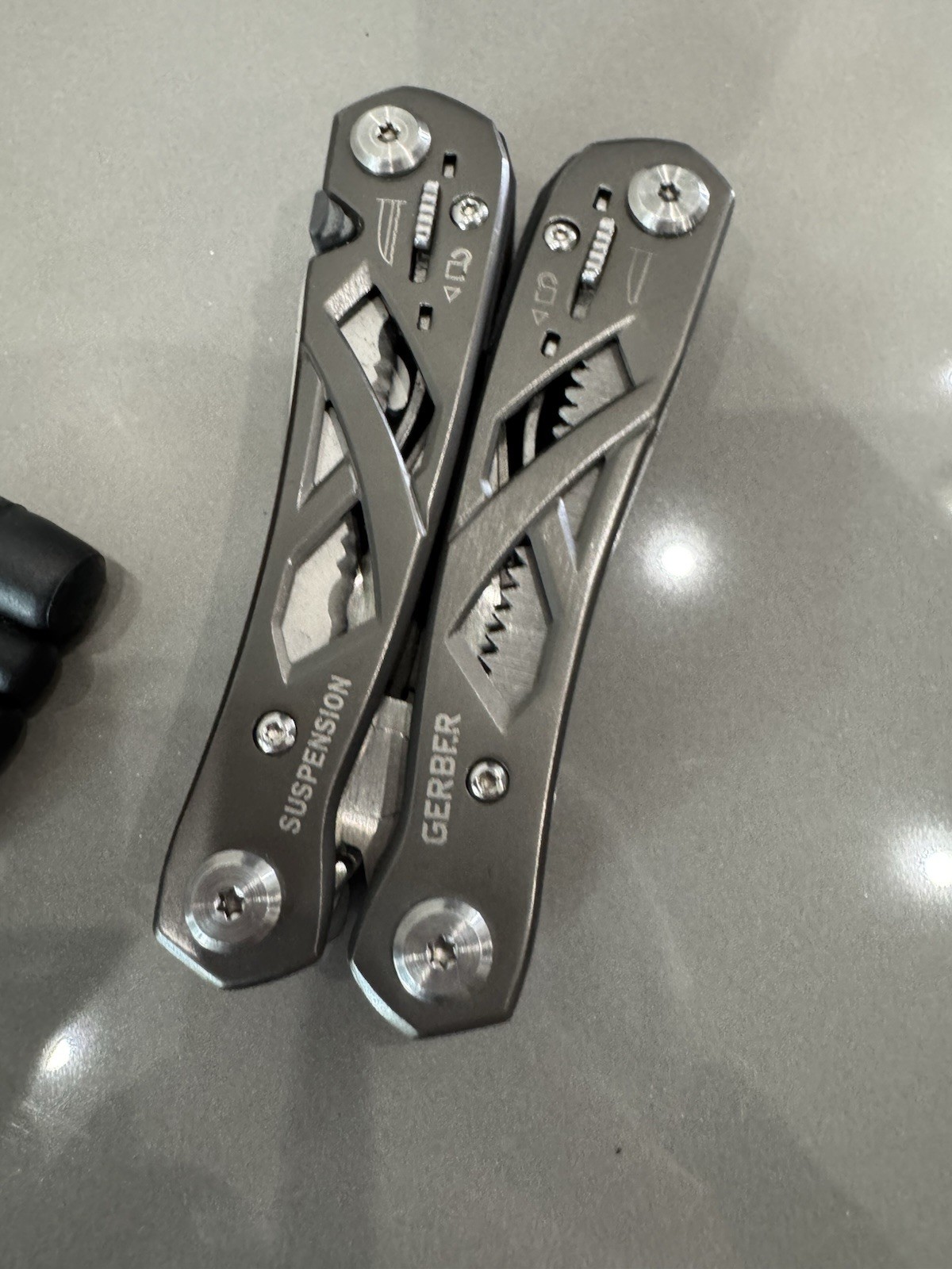Gerber Suspension Multi-Tool Pliers Knife Silver