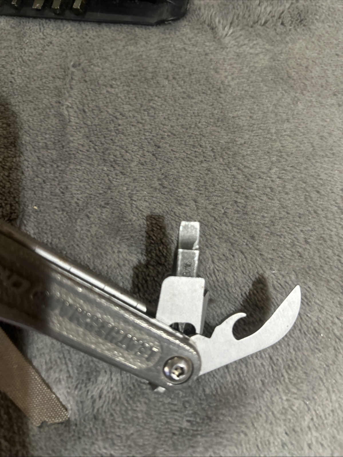 Leatherman Charge Multi-Tool w/ Sheath 7 Double Bits 154 CM Very Good Cond.