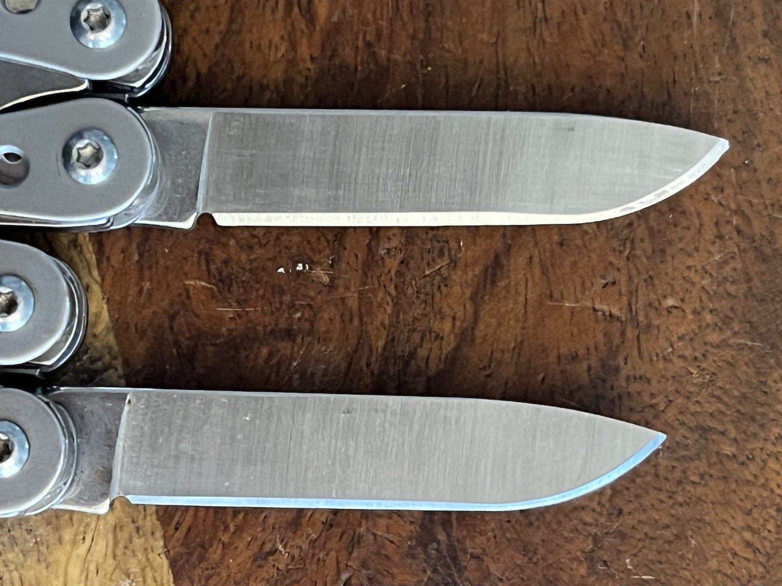 Retired Leatherman Style CS Multi Tool Knife File Scissor Carabiner (Lot Of 2)