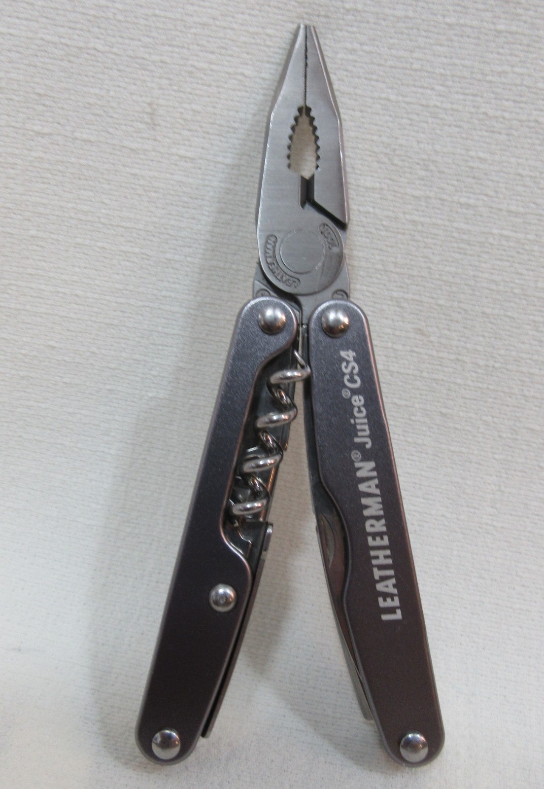 Leatherman Juice CS4 Multi-Tool EDC Hunting Camping Fishing Survival W/Sheath