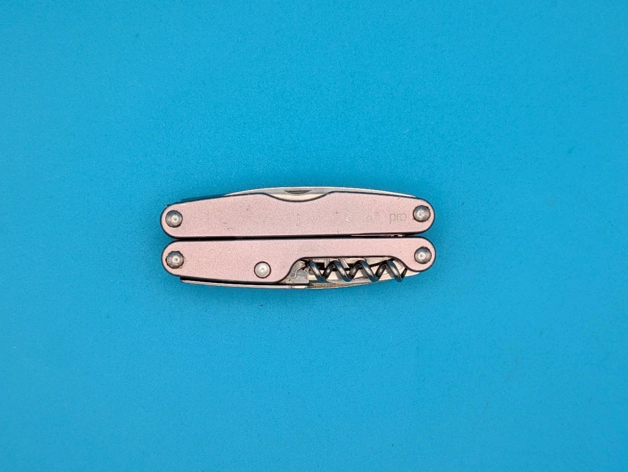 Retired Leatherman Juice PRO Gray Multi-tool! RARE!