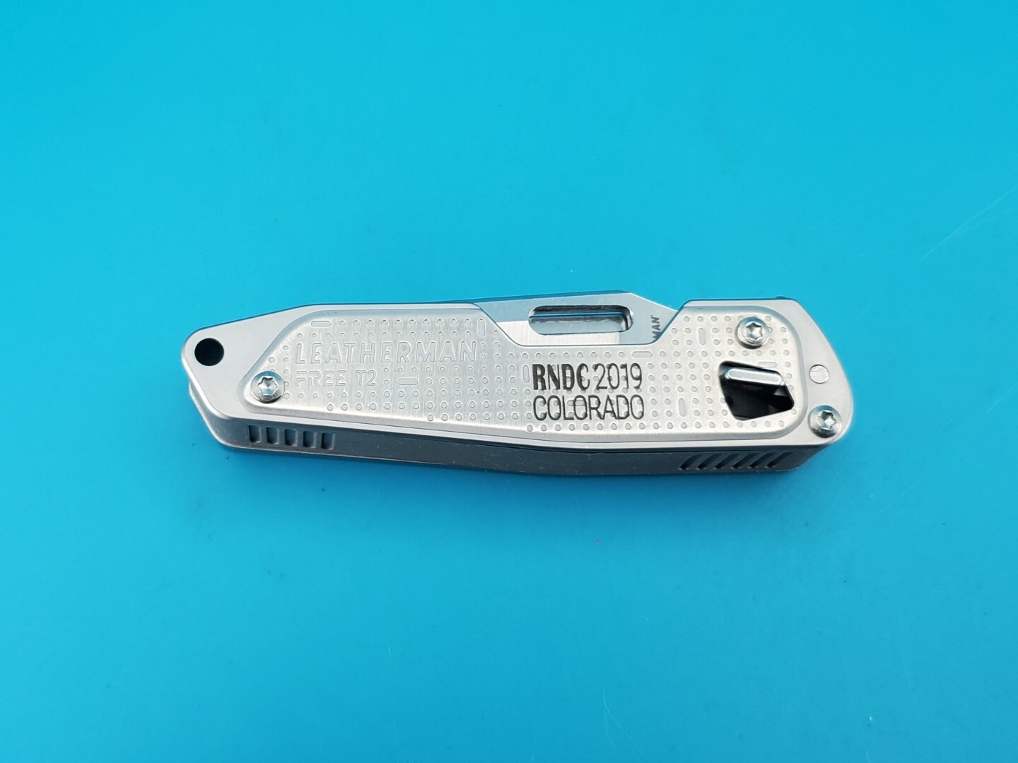 Leatherman FREE T2 Pocket Knife Multi-tool! RNDC 2019 COLORADO