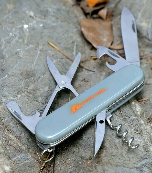 8-in-1 Multi Tool Knife Scissors Can Bottle Opener Corkscrew EDC – BOB